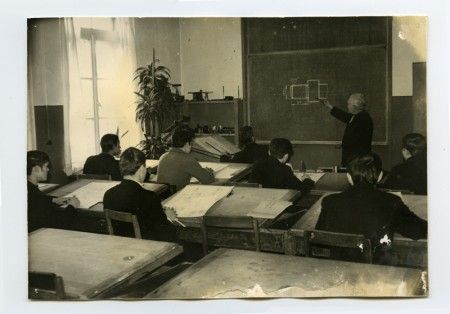 занятия черчением - ТМУРП 1964