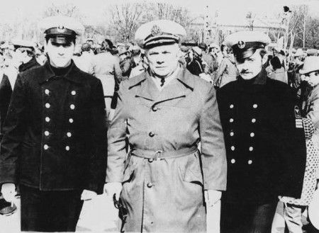 Белобородов был командир роты судоводителей в ТМУ ММФ  в 60-ых годах