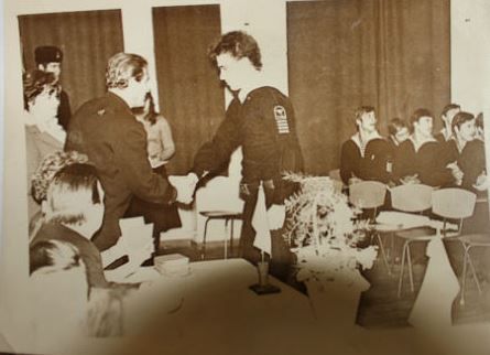 Вяхерев Валера -  Вручение диплома ТМУРП 1976