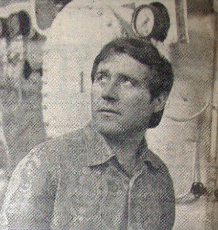 Виктор Яковлевич Якович в 1963 году закончил ТМУРП, 2-й механие БМРТ Коралл. Его портрет на судовой Доске почета. 27 сентября 1975 года