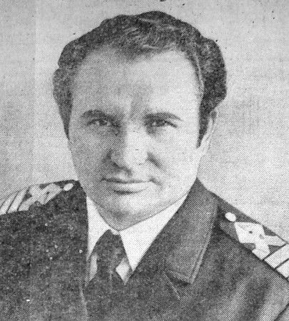 Бурлак Д. К. капитан-директор - БМРТ-536 Херман Арбон 1972