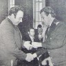 начальник ТМУРП В. Морозов вручает  диплом выпускнику П. Смыковскому - 22 11 1975