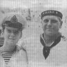 В встретились курсант с Крузенштерна и его коллега с датского парусника Гладан - Хельсинки  29  12 1988  Фото Р. САМИГУЛЛИНА.