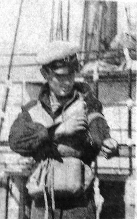 Вахер Антс  курсант-штурман  ТМУРП, ранее был матросом в ТБТФ, проходит практику на баркентине Менделеев  - 27 08  1969