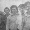 Уус Антс радист первого класса (1-й слева), радист второго класса Петр Шевкопляс(3-й слева) - 09 09 1975